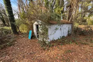 2169 Delowe Dr, Atlanta, GA 30344 - Photo 41