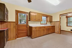 442 Stonewood Dr, Stone Mountain, GA 30087 - Photo 11
