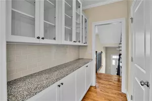 1660 Gilstrap Ln NW, Atlanta, GA 30318 - Photo 21