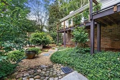 1826 Forest Springs Court, Dunwoody, GA 30338 - Photo 45