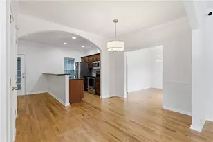 8 Weyman Ave SW, Atlanta, GA 30315 - Photo 13