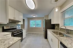 451 Monroe Trace NW, Kennesaw, GA 30144 - Photo 5