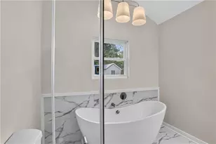 882 Tanner Dr, Scottdale, GA 30079 - Photo 13