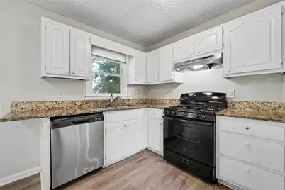 576 Dove Tail Court, Conyers, GA 30013 - Photo 13