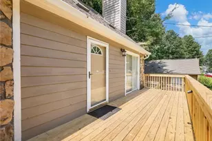 2136 Valley Oaks Dr SE, Smyrna, GA 30080 - Photo 3