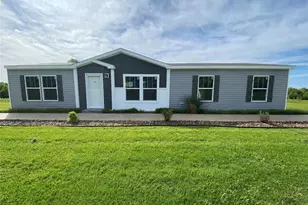 326 Thomas St, Eatonton, GA 31024 - Photo 1