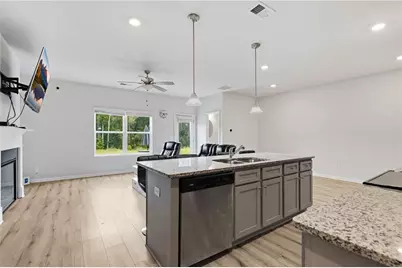 7548 Knoll Hollow Road, Lithonia, GA 30058 - Photo 11