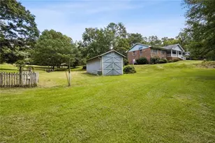 2761 Valleydale Dr NW, Conyers, GA 30012 - Photo 73