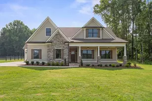 947 Lake Varner Dr, Covington, GA 30014 - Photo 3