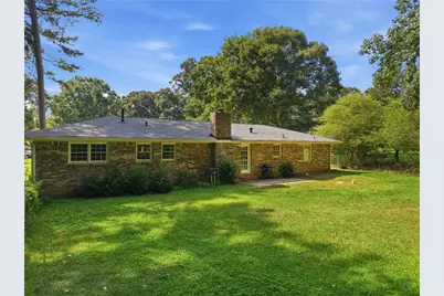 886 Oakhill Court, Stone Mountain, GA 30087 - Photo 9