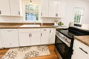 886 Oakhill Ct, Stone Mountain, GA 30087 - Photo 7