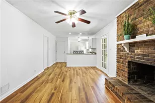 886 Oakhill Ct, Stone Mountain, GA 30087 - Photo 17