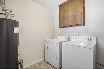 886 Oakhill Court, Stone Mountain, GA 30087 - Photo 21