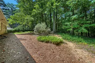 2737 Overlook Dr NE, Atlanta, GA 30345 - Photo 27