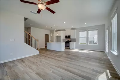 326 Bedford Trace, Conyers, GA 30094 - Photo 13