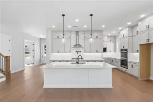 2253 Ellis Mountain Dr, Marietta, GA 30064 - Photo 9
