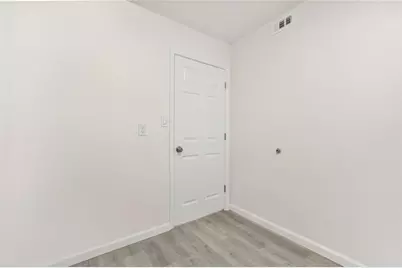1166 Booth Road SW #202, Marietta, GA 30008 - Photo 5