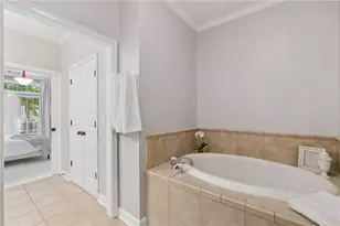 828 Highland Ln NE, Atlanta, GA 30306 - Photo 23
