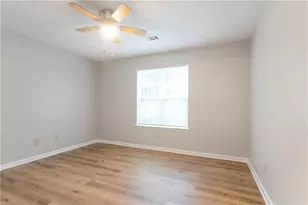 1041 Plantation Way NW, Kennesaw, GA 30144 - Photo 9