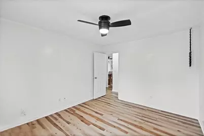 1166 Booth Road SW #209, Marietta, GA 30008 - Photo 15