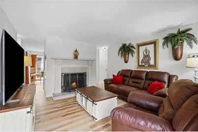 1166 Booth Road SW #209, Marietta, GA 30008 - Photo 3