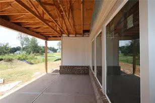 7520 Magnolia Crst Ln, Cumming, GA 30028 - Photo 9
