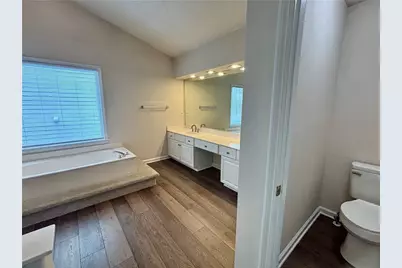 10920 Glenbarr Drive, Johns Creek, GA 30097 - Photo 15