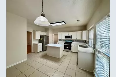 10920 Glenbarr Drive, Johns Creek, GA 30097 - Photo 11