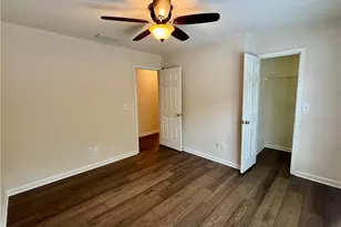 10920 Glenbarr Dr, Johns Creek, GA 30097 - Photo 19