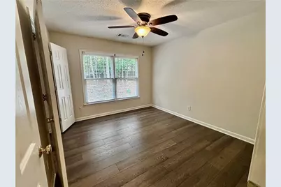 10920 Glenbarr Drive, Johns Creek, GA 30097 - Photo 17