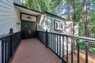 210 Brandenburgh Cir, Roswell, GA 30075 - Photo 11
