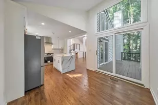 210 Brandenburgh Cir, Roswell, GA 30075 - Photo 19