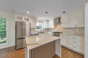 210 Brandenburgh Cir, Roswell, GA 30075 - Photo 17