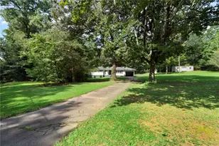 797 Seabolt Rd, Locust Grove, GA 30248 - Photo 3