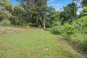 2074 Montrose Dr, East Point, GA 30344 - Photo 41