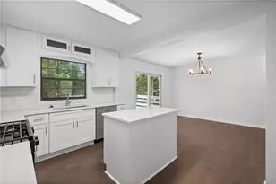 2648 Smoke House Pl SW, Marietta, GA 30064 - Photo 13