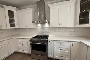 10030 Carrington Ln, Johns Creek, GA 30022 - Photo 21