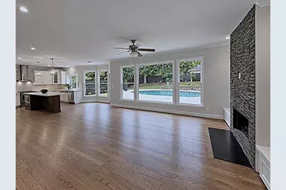 10030 Carrington Lane, Johns Creek, GA 30022 - Photo 15