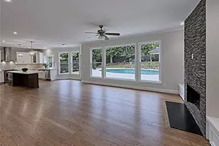 10030 Carrington Ln, Johns Creek, GA 30022 - Photo 15