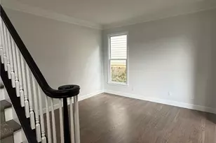 10030 Carrington Ln, Johns Creek, GA 30022 - Photo 9