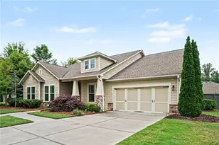 105 Sheridan Dr, Woodstock, GA 30189 - Photo 1