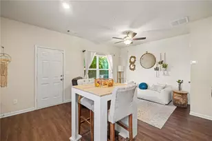 209 Highwood Ln, East Point, GA 30344 - Photo 17