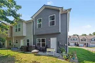 209 Highwood Ln, East Point, GA 30344 - Photo 5