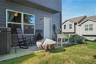 209 Highwood Ln, East Point, GA 30344 - Photo 27