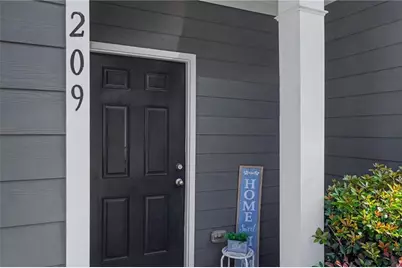 209 Highwood Lane, East Point, GA 30344 - Photo 9