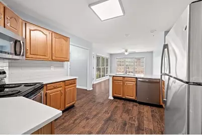 190 Glen Holly Drive, Roswell, GA 30076 - Photo 9