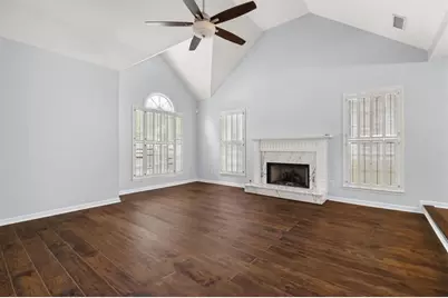 190 Glen Holly Drive, Roswell, GA 30076 - Photo 5