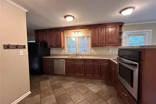 995 Melody Ln, Roswell, GA 30075 - Photo 13