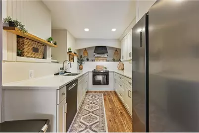 2525 Bradford Square NE, Atlanta, GA 30345 - Photo 11