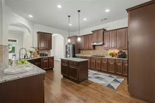 741 Stonebranch Dr, Loganville, GA 30052 - Photo 3